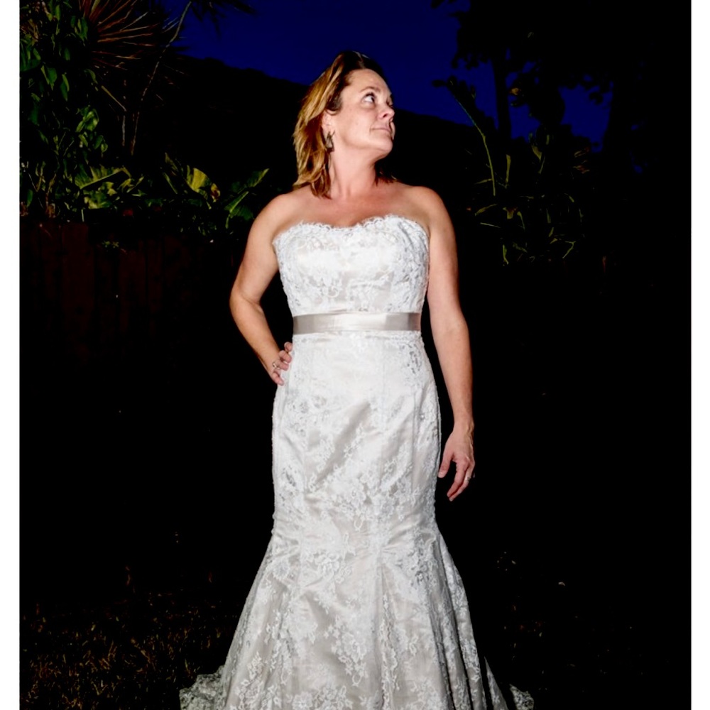 Allure Bridals vintage collection brand new- never worn gown